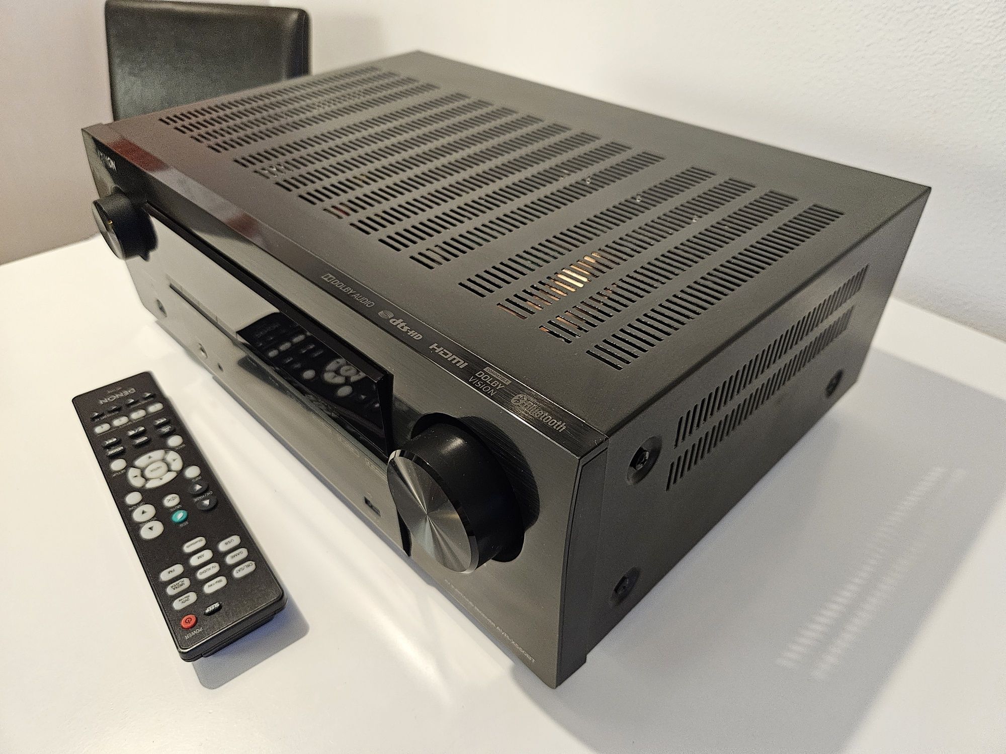 DENON AVR-X550bt 5.2 Bluetooth 4K Dolby Vision