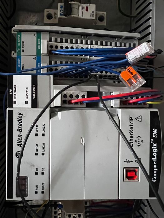 Szafa sterownicza ze sterownikiem Allen Bradley CompactLogics 5380