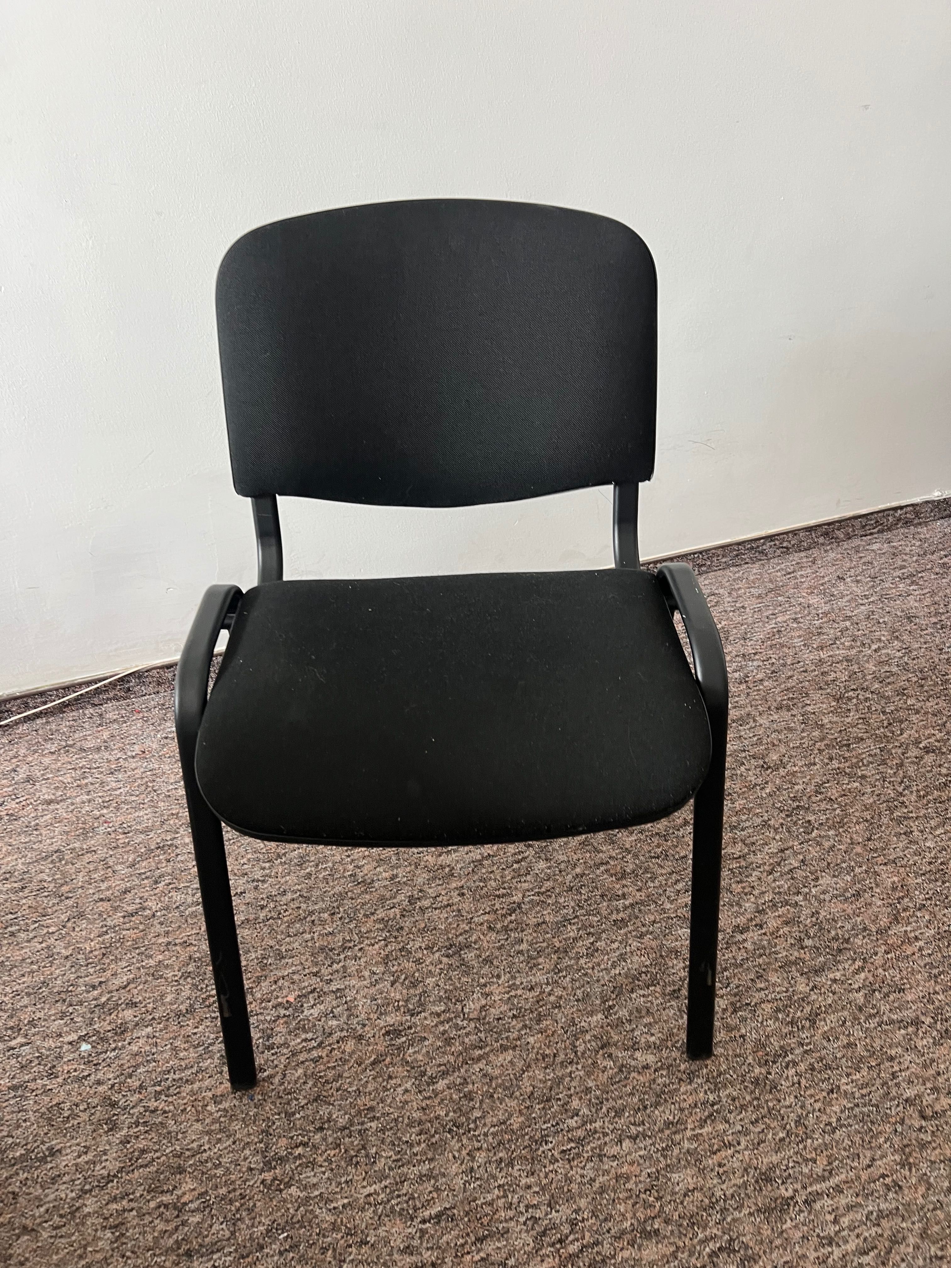 Krzesła konferencyjne używane