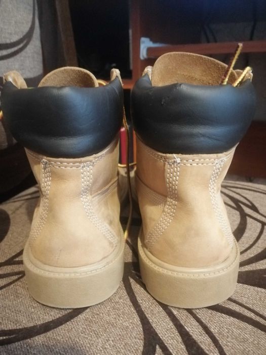 Шкіряні підліткові черевики timberland