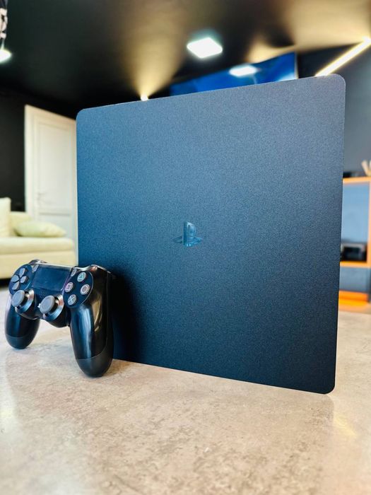 PlayStation 4 Slim 1 TB з гарантією 12 місяців від магазину !