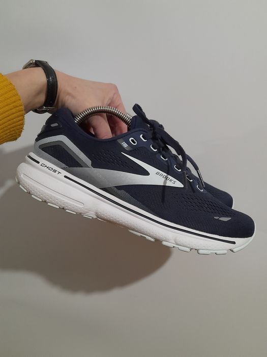 Brooks Ghost жіночі спортивні бігові кросівки 40