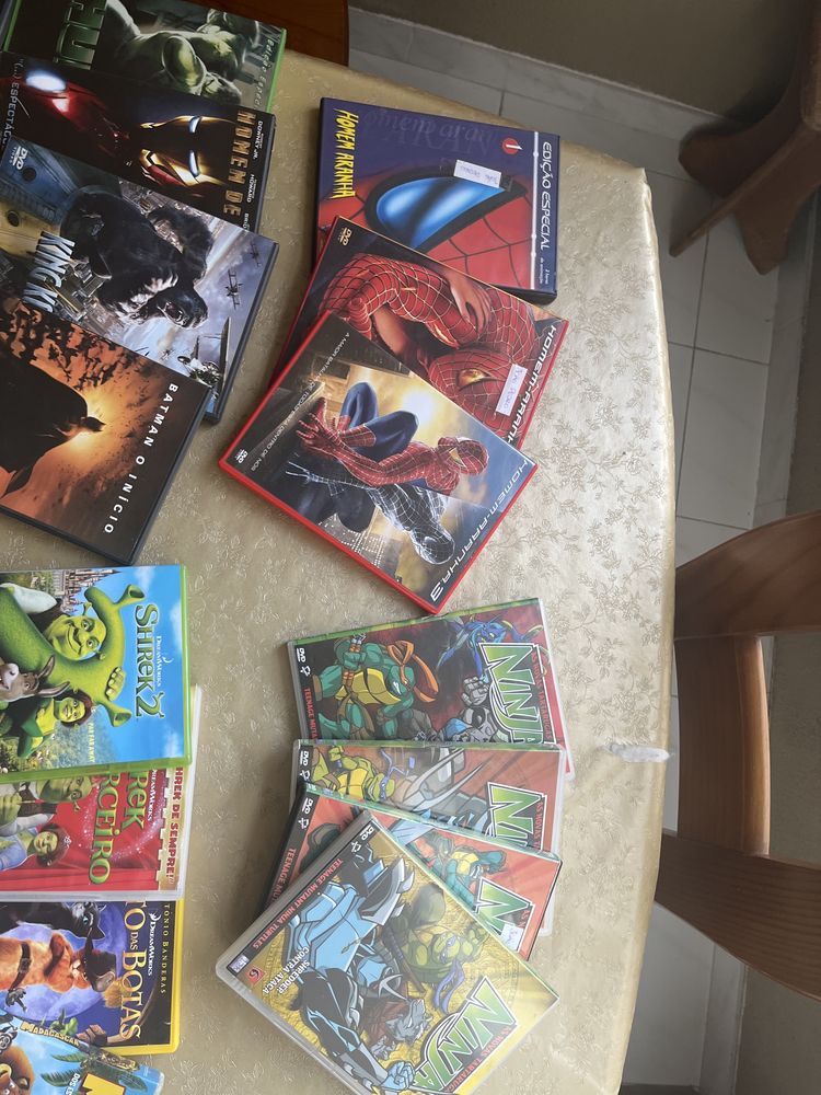 Dvds super heróis , e animação