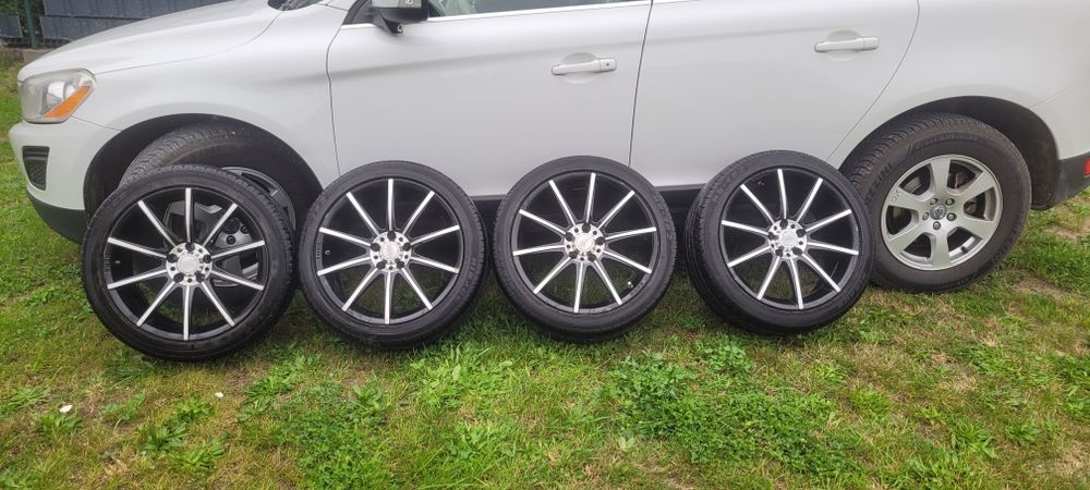 Alufelgi MOMO 18 cali 5x112 ET35 8.0J VW Audi Skoda