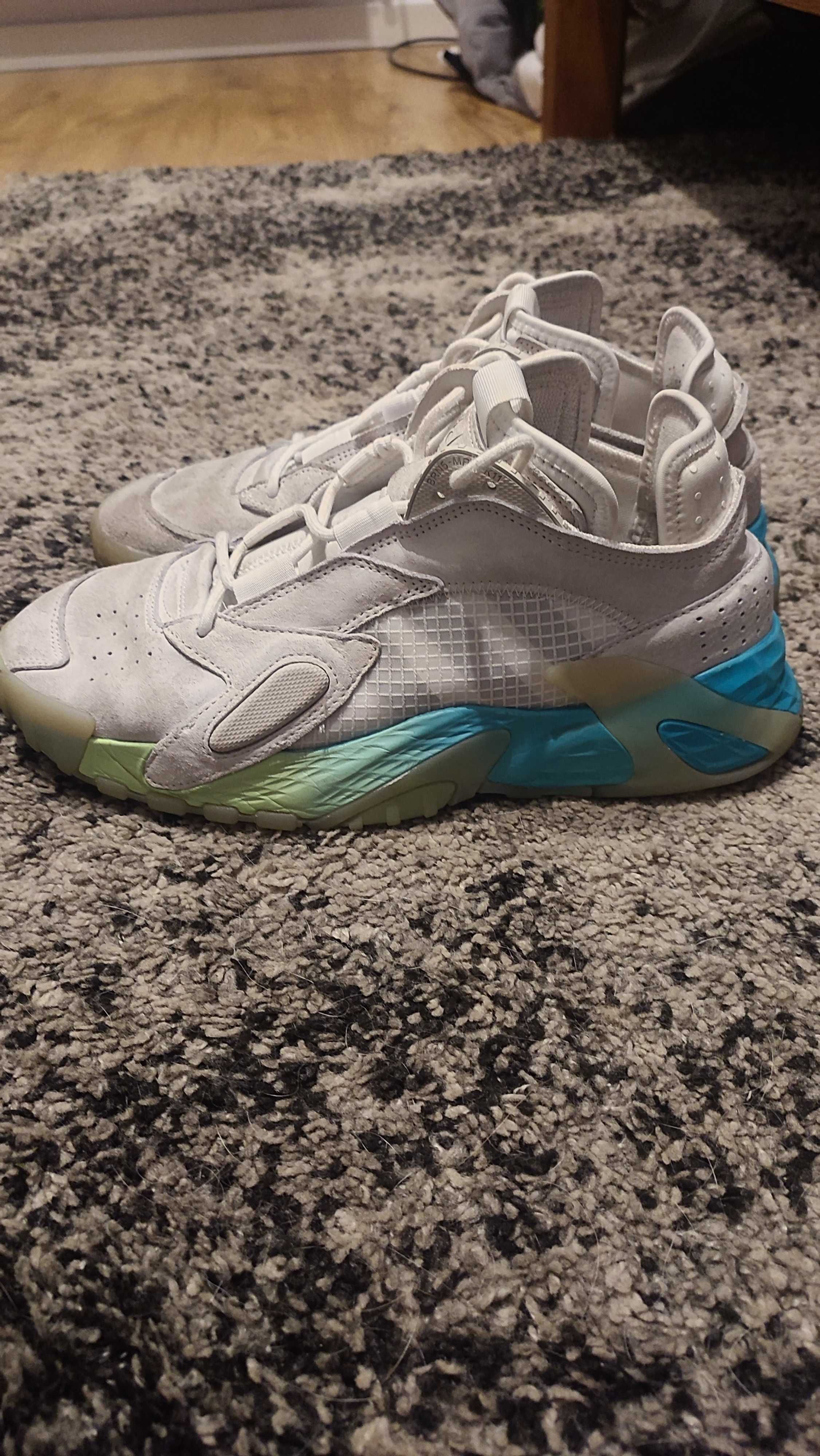 Adidas Lightstrike