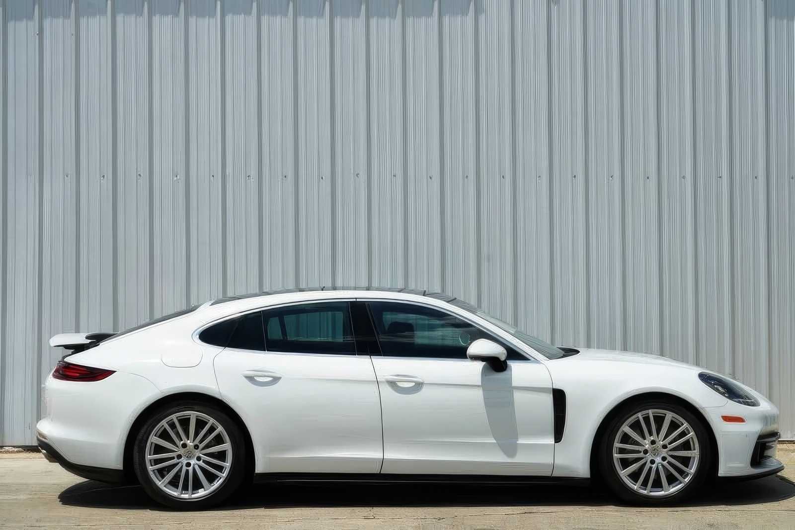2018 Porsche Panamera 4S
