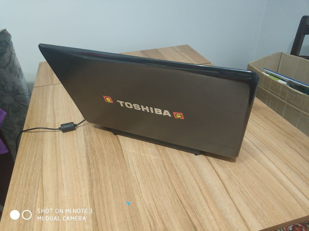 Toshiba Satellite A665-S6100X