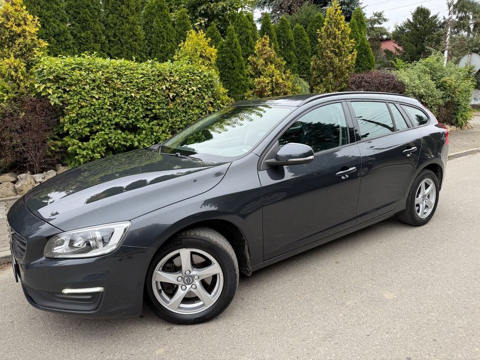 Volvo V60 2.0 navi Alu momentum