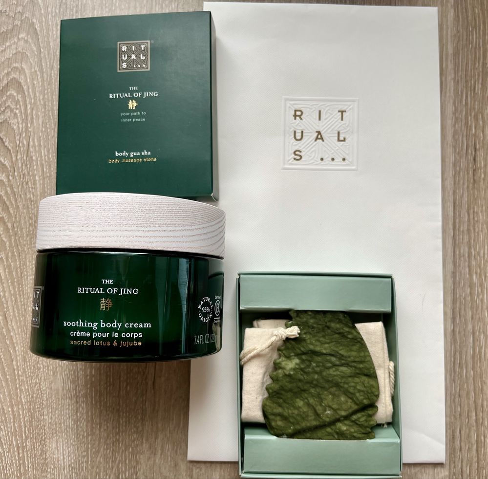 Ritulas krem do ciala 220ml i kamien do masażu gua sha Ritual of Jing