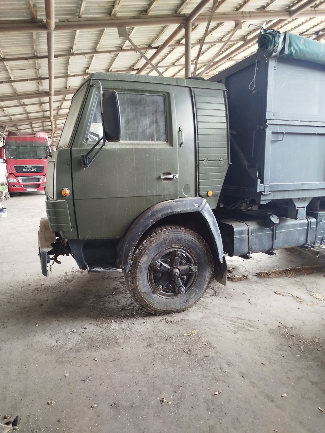 Продам Камаз 53202