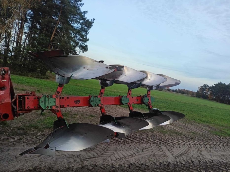 Pług Kverneland 4 skibowy obrotowy