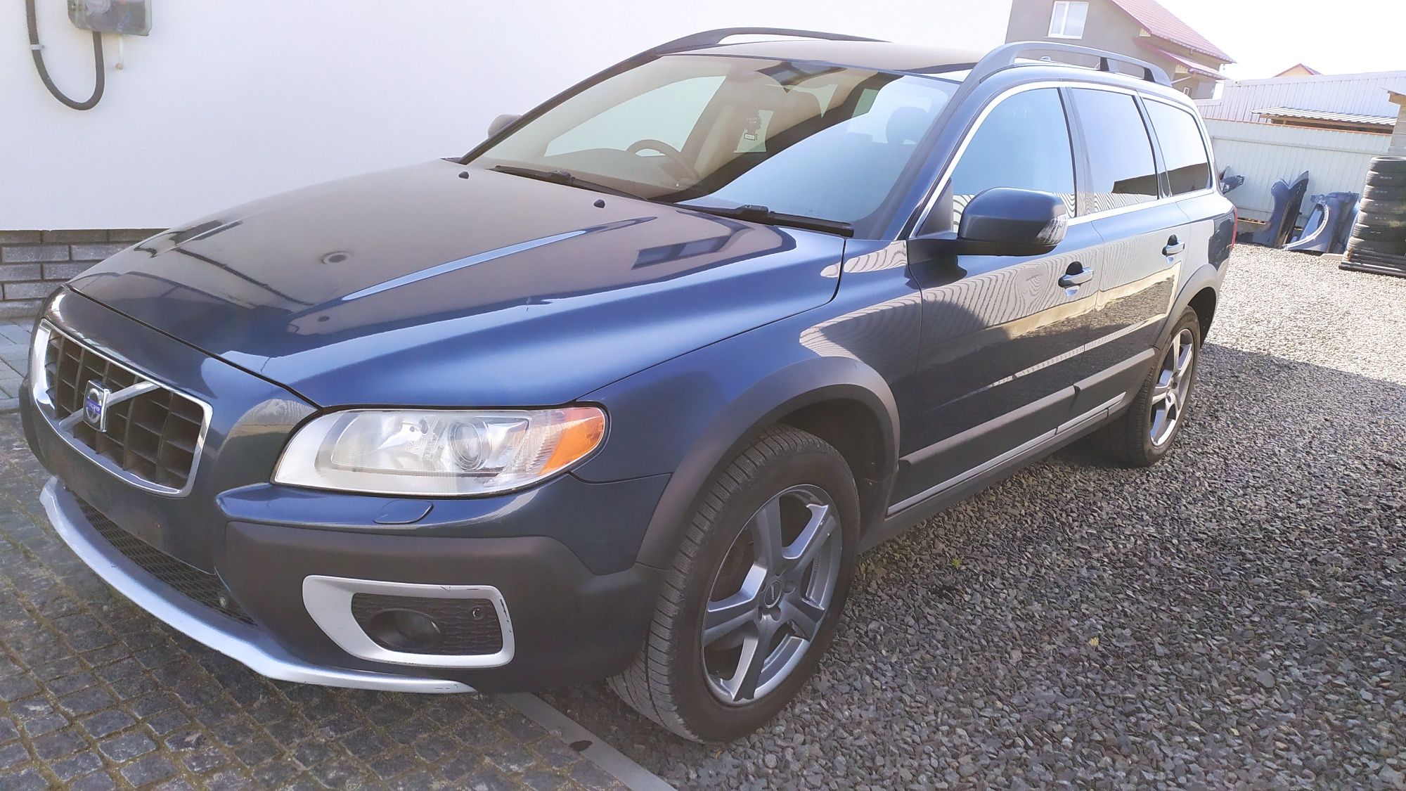 Вольво ХС70 Volvo XC70 ЗАПЧАСТИНИ РОЗБОРКА ШРОТ все для Вольво від2007