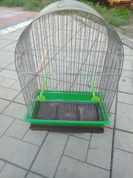 Клітка для папуги.