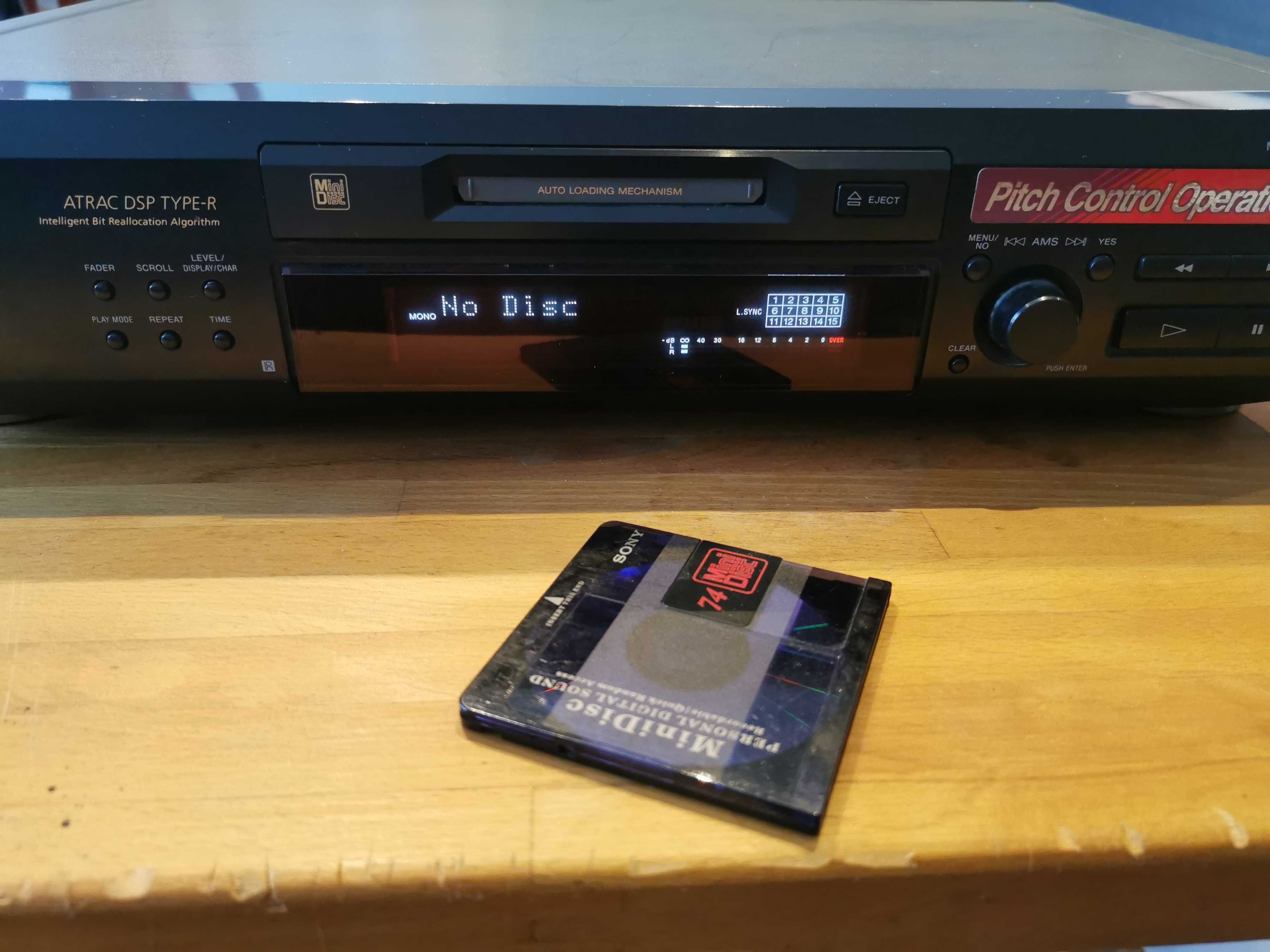 SONY MDS-JE530 bez pilota