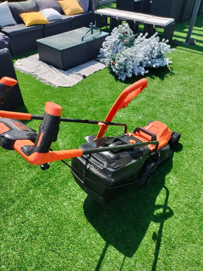 Máquina de cortar a relva máquina de aparar cantos da Black & Decker