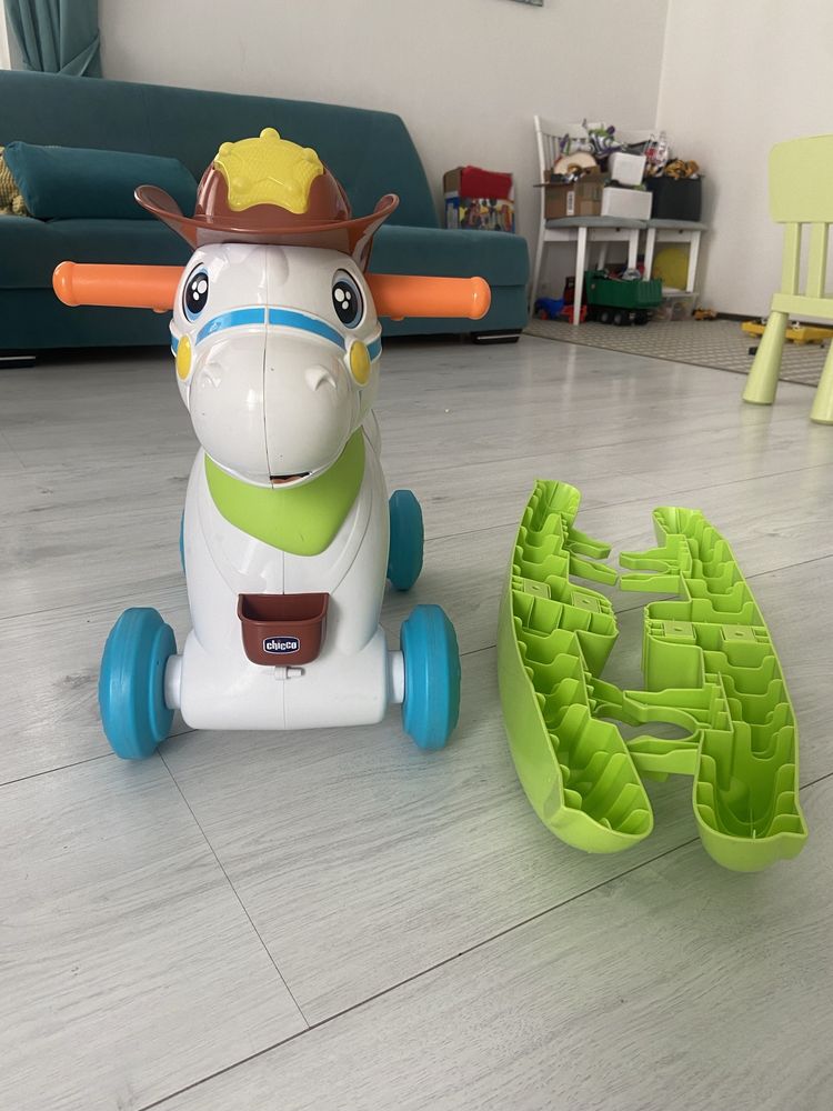 Лошадка Chicco для катания. Самовывоз из Одессы !!!