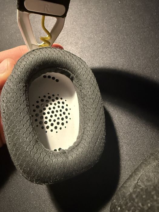 Навушники Logitech g435