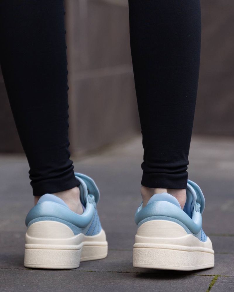 Жіночі кросівки адідас кампус Adidas Campus x Bad Bunny Blue Cream