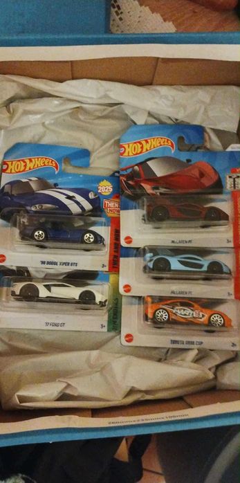 Hot wheels autka
