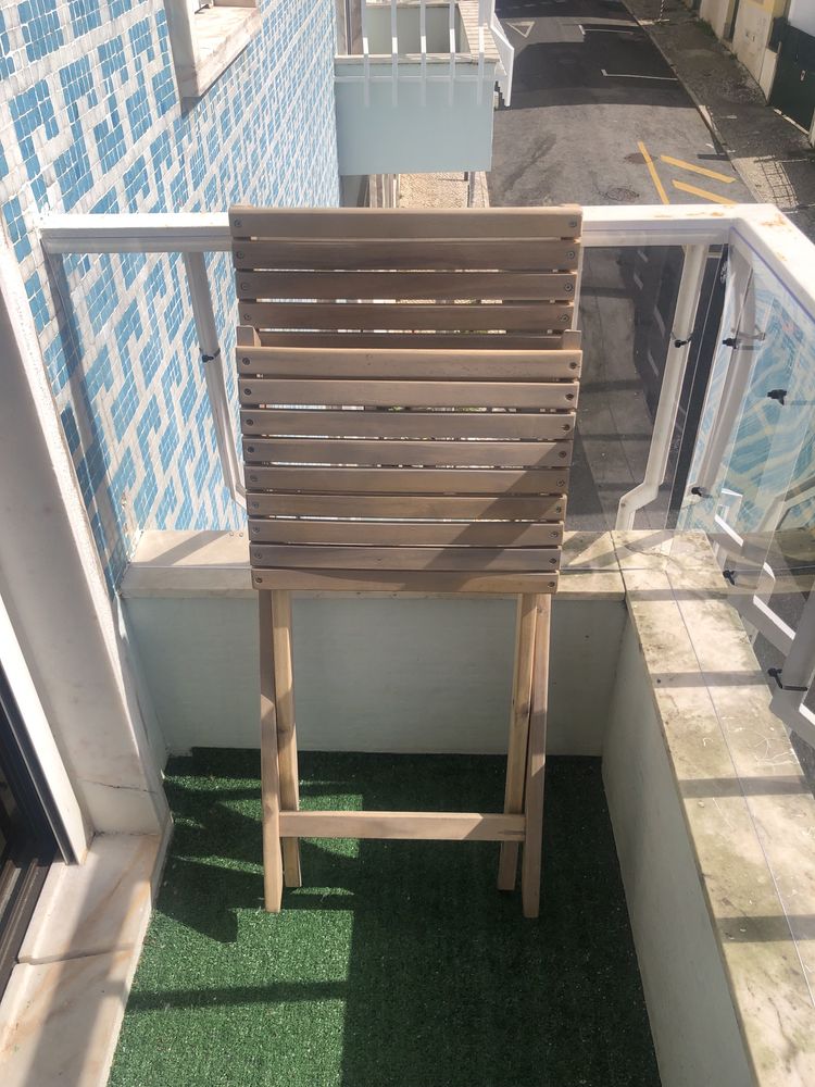 Duas cadeiras de exterior
