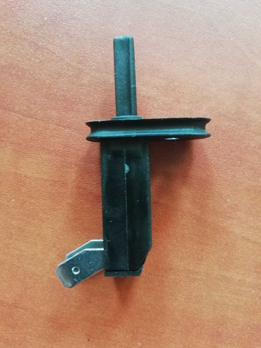 Концевик выключатель двери  VW Passat B3,B4,Golf3,T4, AUDI 80,AUDI 100