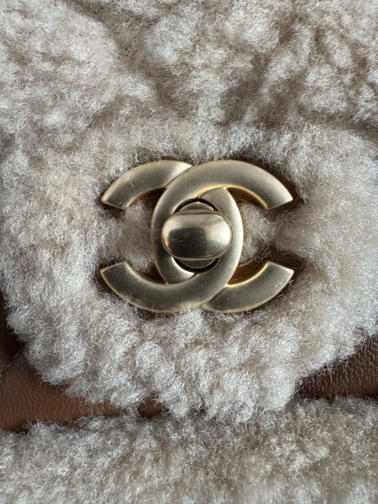 Torebka Chanel….