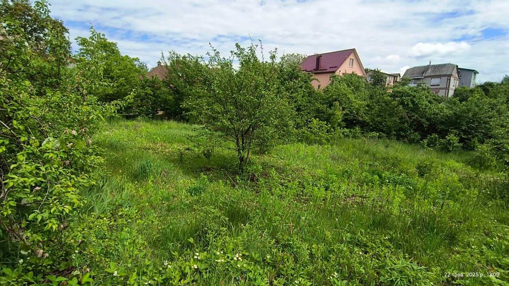 Продаж земельної ділянки Лезневе 5,7 соток