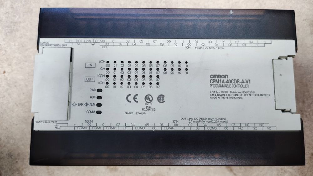 Omron CPM1A-40CDR