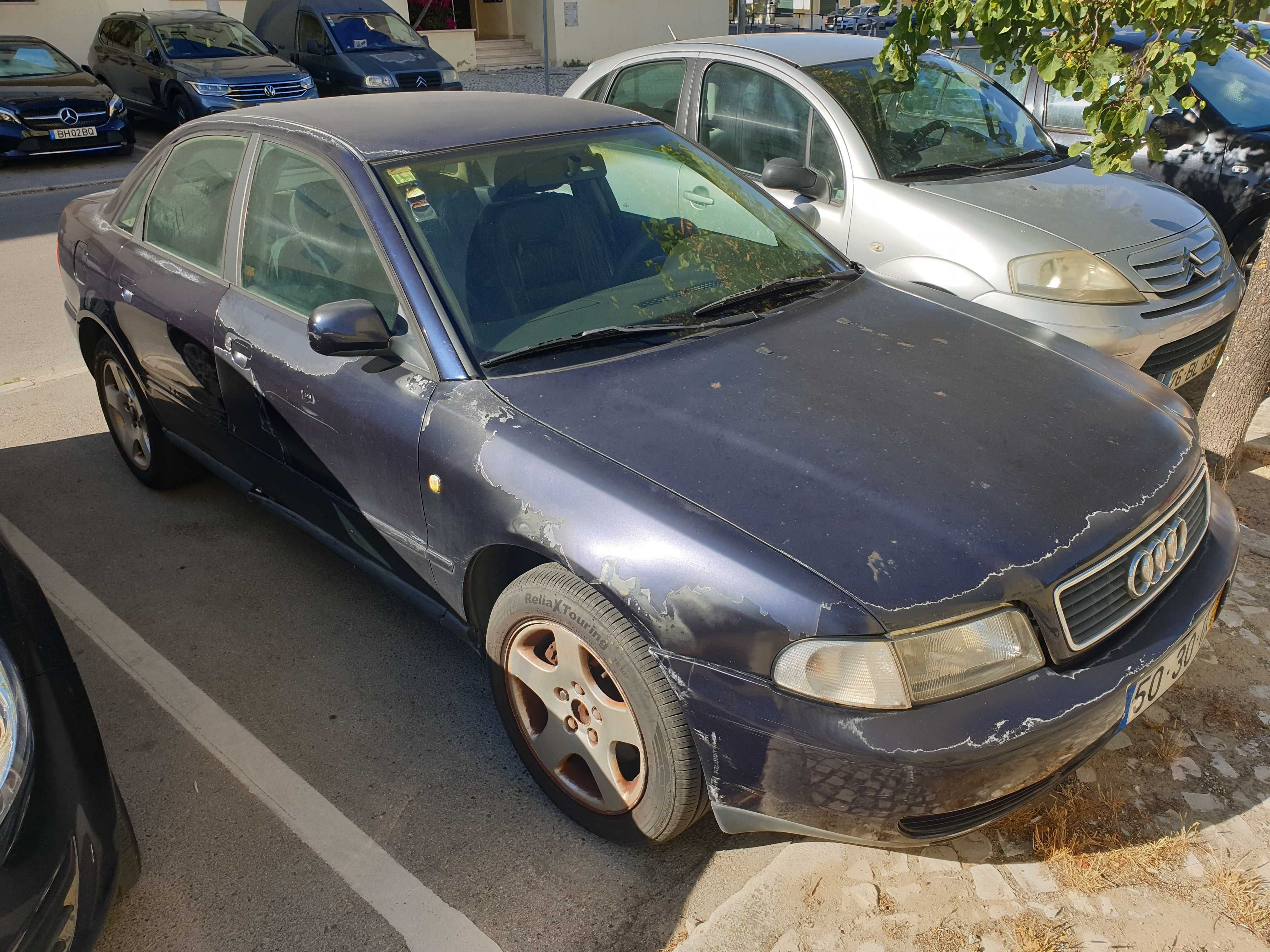 Audi A4 1997 sem garantia