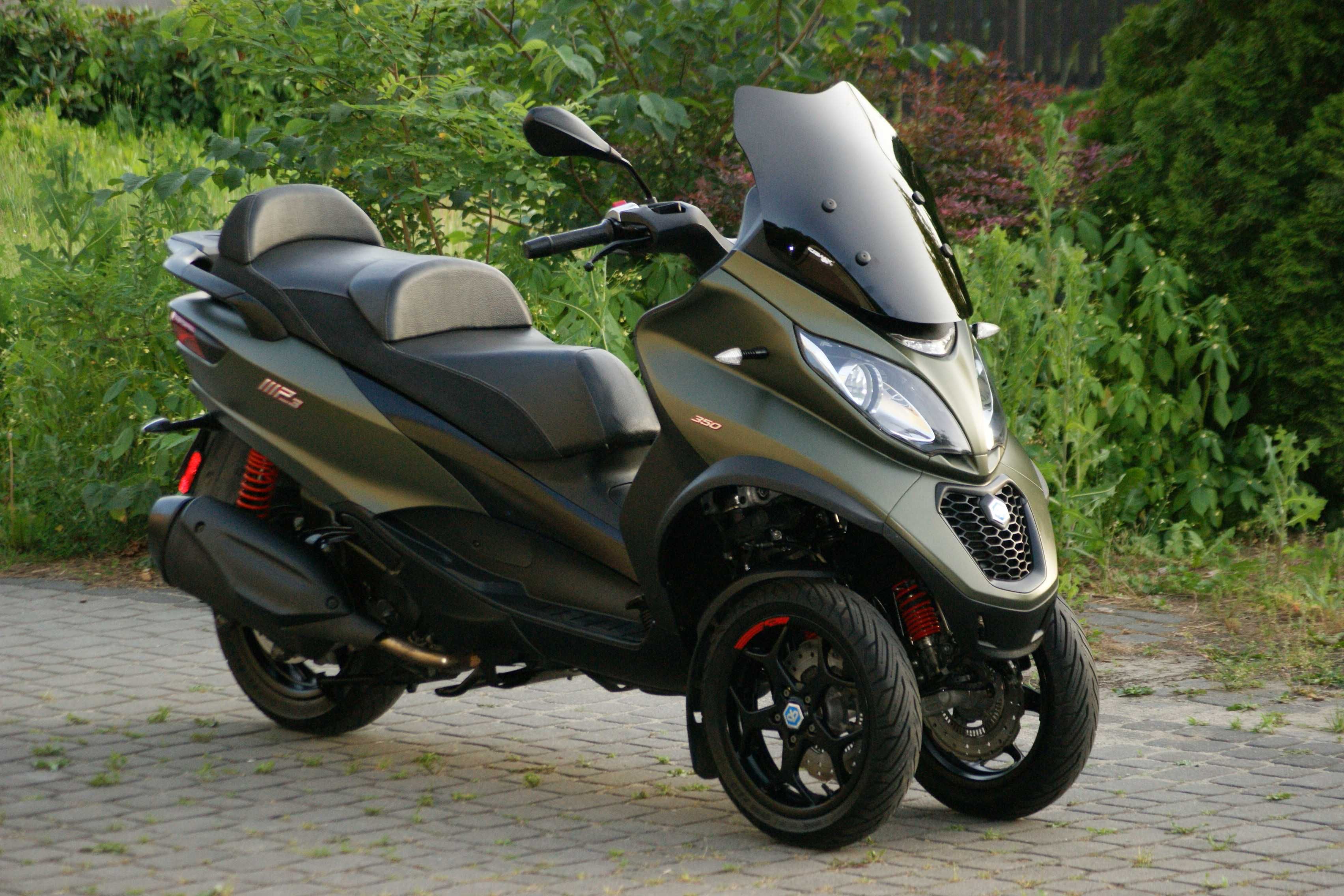 Piaggio MP-3,500,350 Hpe,400ie,L5E.