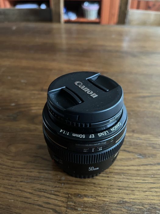 2 Lentes Canon EF/S Canon EF 50mm f1.4 USM & Canon EF-S 18-55mm IS STM