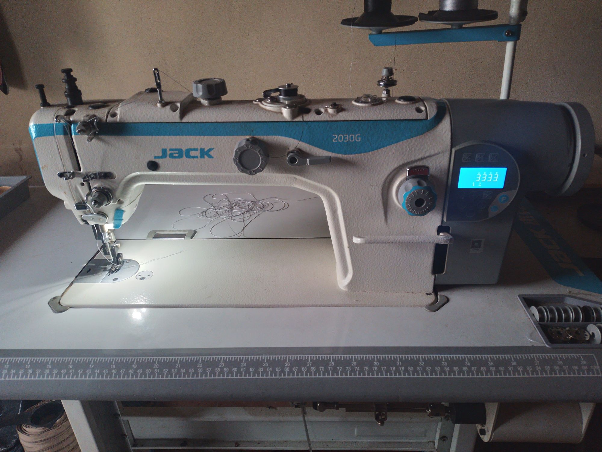 Maquina de Costura Jack