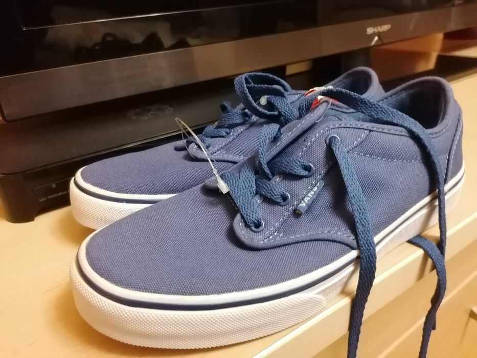 Nowe oryginalne Vans Authentic rozmiar 36