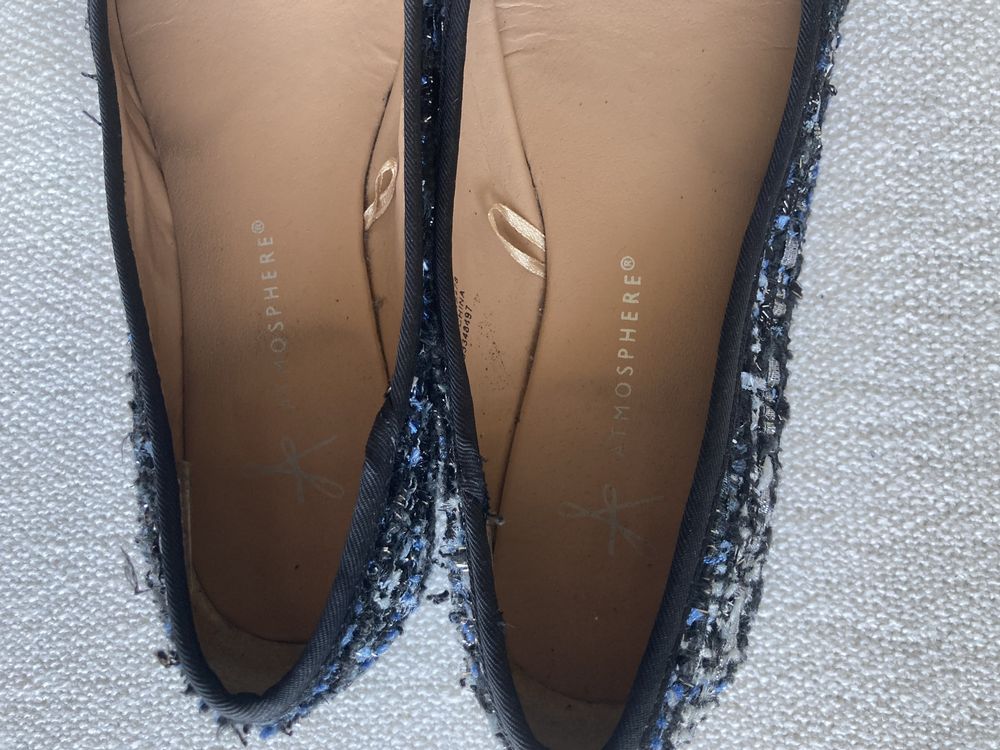 Sabrinas de tecido com pedras