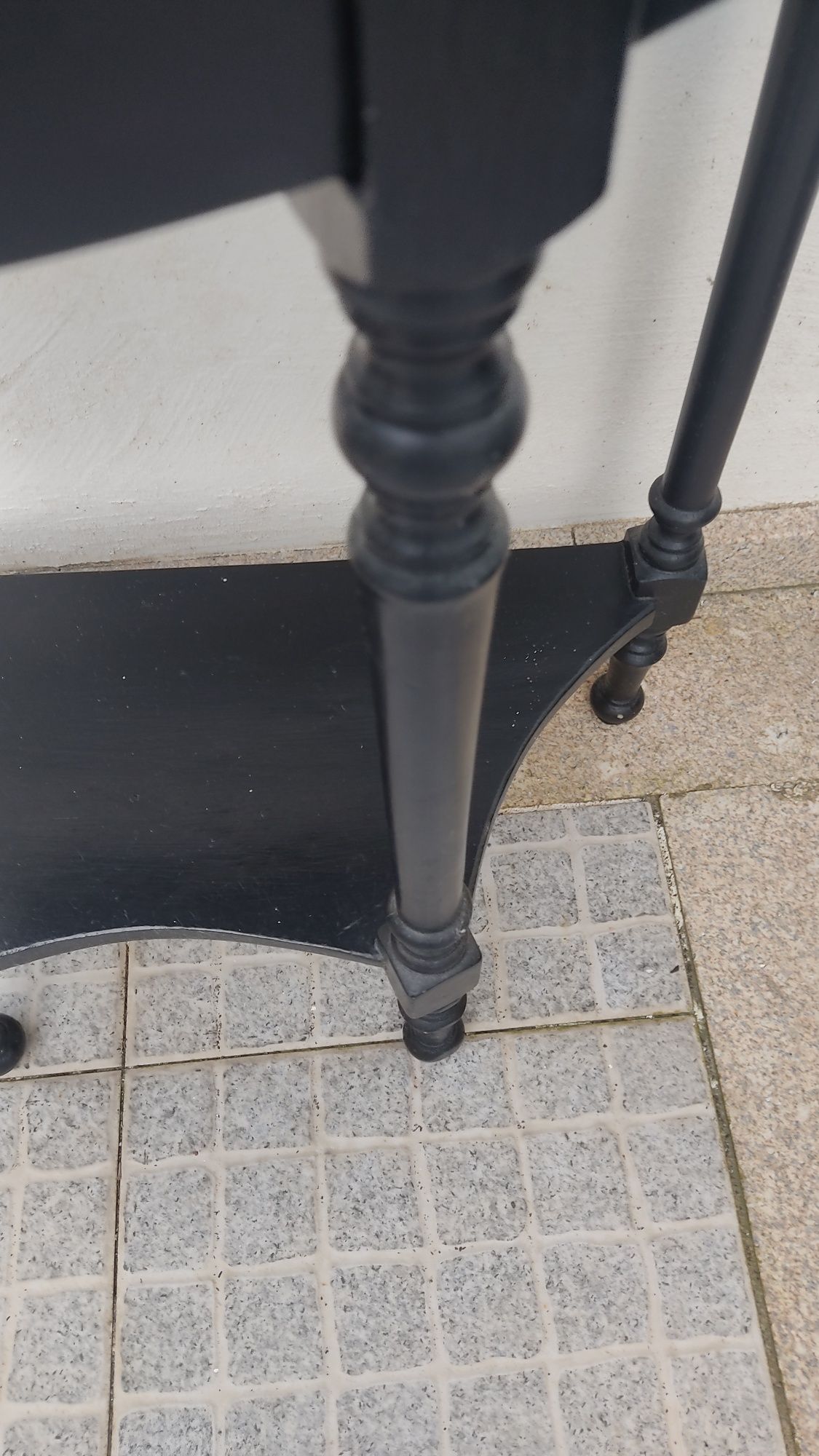 Mesinha de entrada