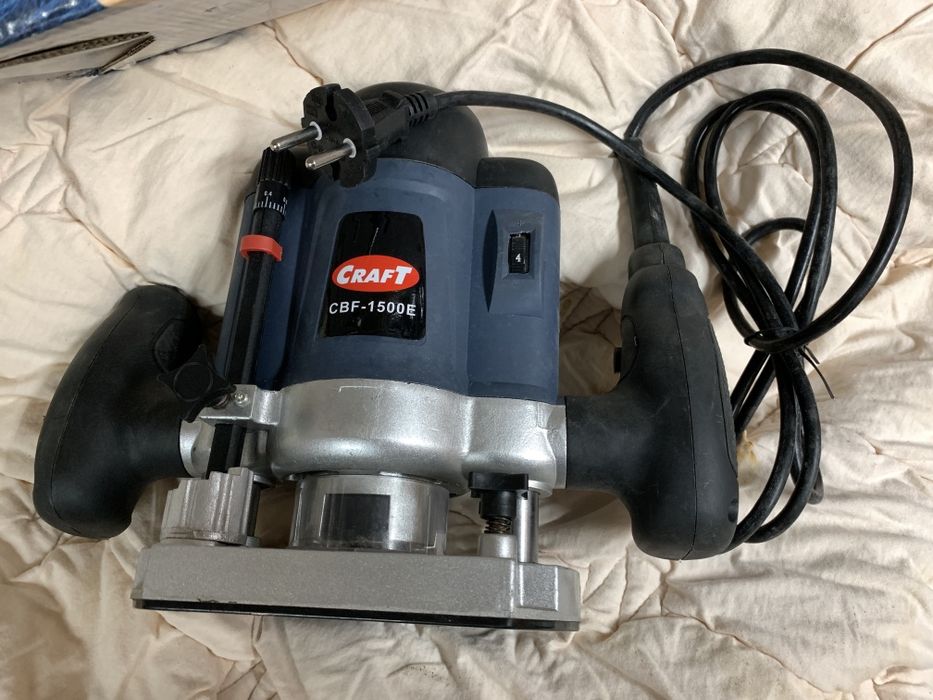 Ручний фрезер по дереву Craft CBF – 1500E цанга на 6 і 8мм
