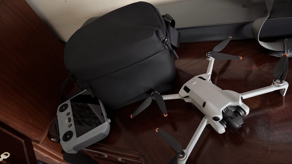 Drone DJI Mini 4 Pro Fly More Combo