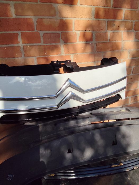 Решетка радиатора citroën jumpy 2007-2016 Сітроен