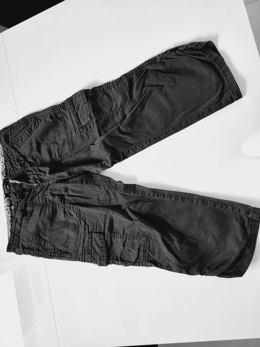 Damskie spodnie 3/4 typu bojówki od Amisu r.34