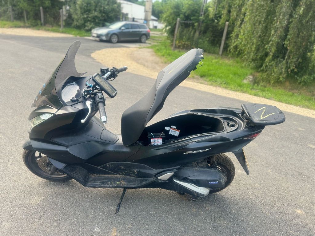 Honda Pcx 125ccm, 2023r sprowadzony abs