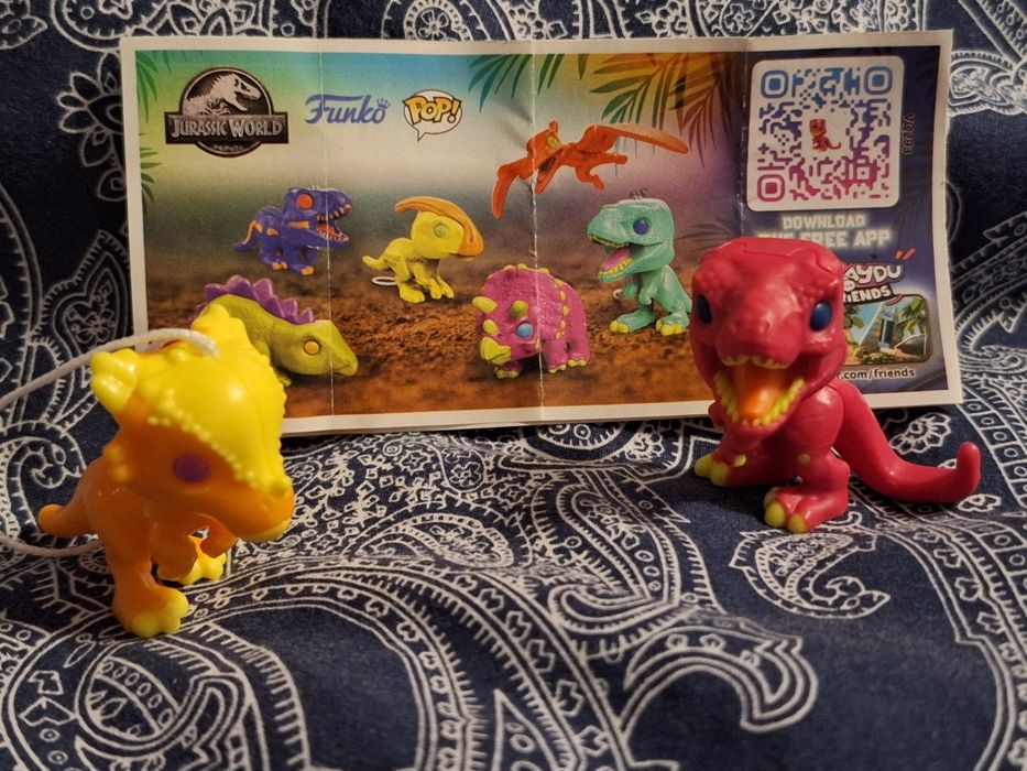 Dinozaury Kinder Joy Jurassic World 2 szt