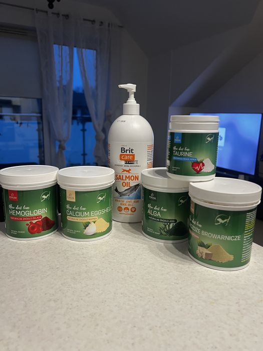 Suplementy dla psa kota BARF tauryna hemoglobina alga wapń