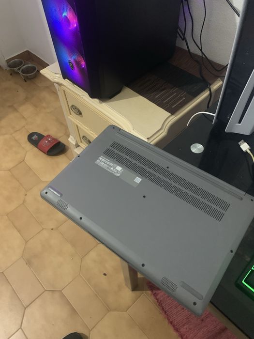 Vendo Portatil em Otimo estado!