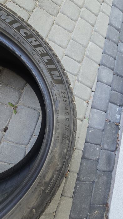 Opony zimowe Michelin Alpin 5 235/45/18