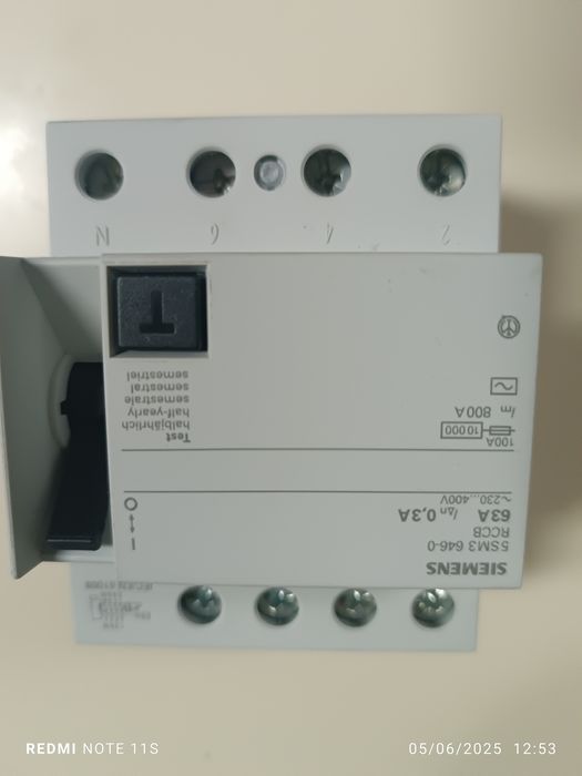Disjuntores NOVOS Siemens