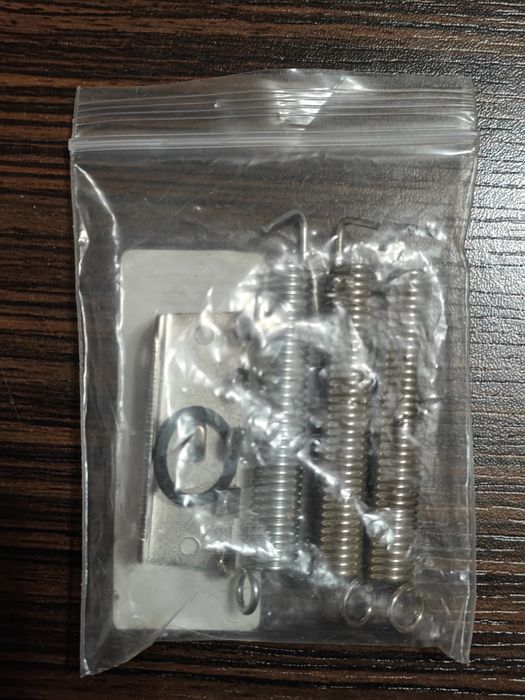 Mostek do gitary elektrycznej tremolo (komplet).