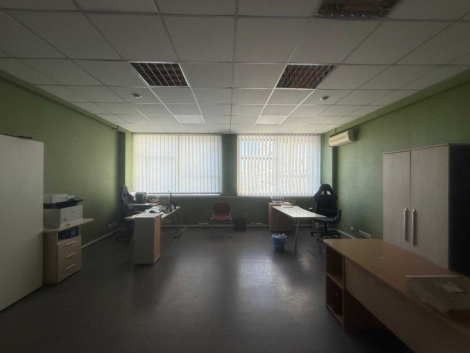 Здам офіс в БЦ 33,5м2, з ПДВ, вул.Сверстюка, метро Лівобережна 5 хв