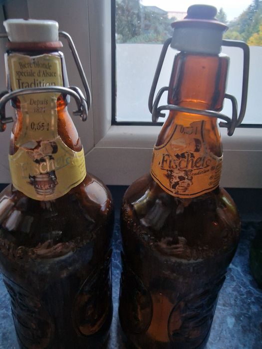 Butelki  po starym piwie