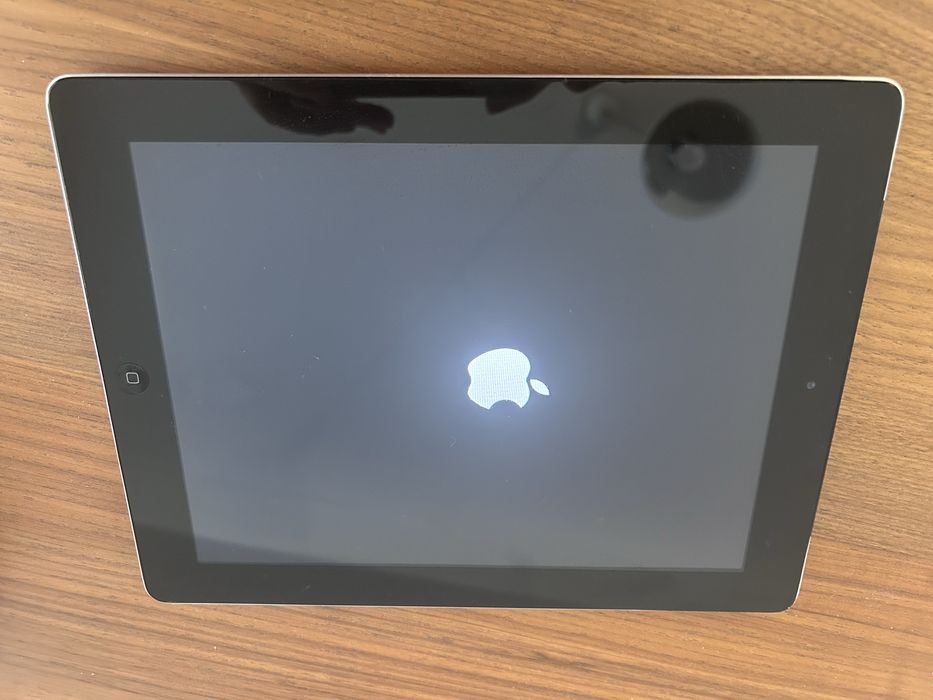 Ipad antigo mas funcional com capa de teclado