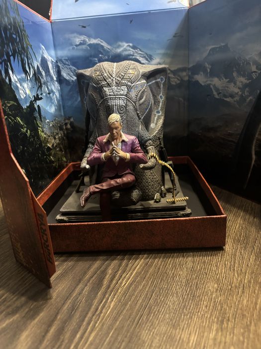 Figurka Far Cry 4 Pagan Min / edycja kolekcjonerska